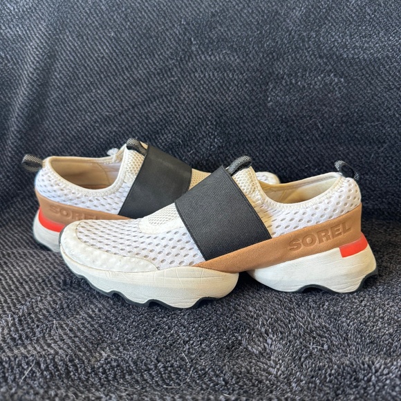 Sorel Women's Kinetic Impact Strap Sneaker Size 9 - Picture 1 of 4
